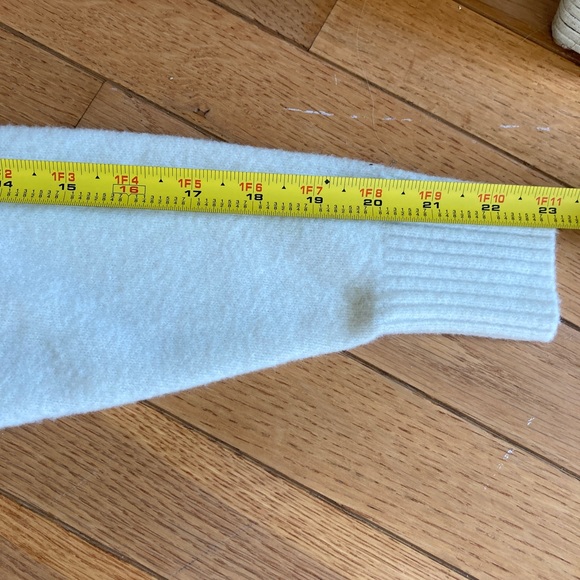 Loft crew neck Sweater white with pink , gray , blue , yellow beautiful pattern - Picture 12 of 13